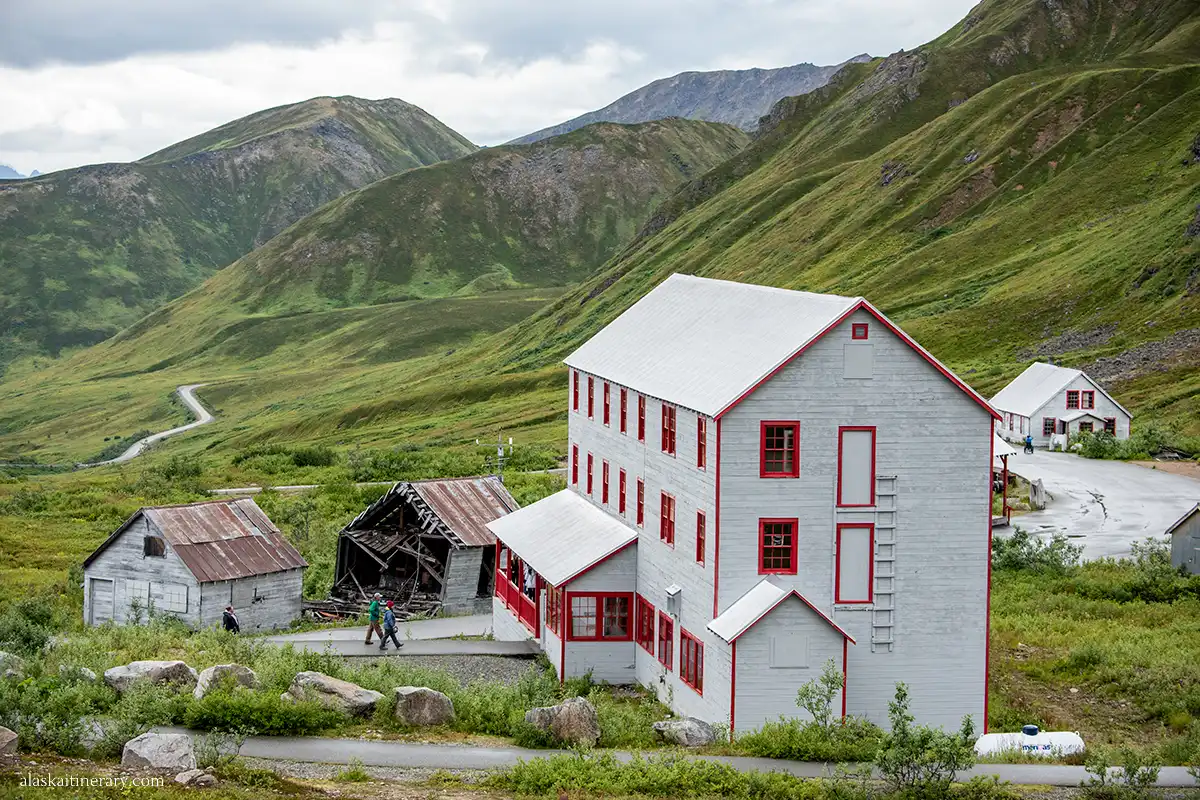 Unforgettable Gold Mining Trips in Alaska： Explore Historic Sites