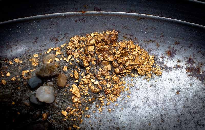 How to Identify and Extract Gold from Gold-Bearing Ore Effectively