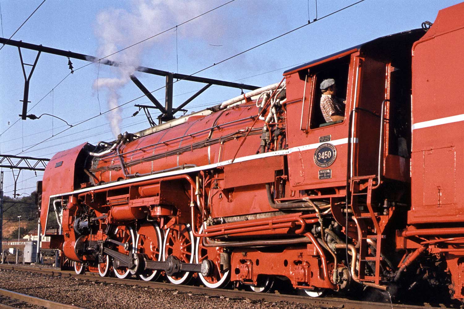 Advances in Locomotive Technology for Modern Mining Efficiency