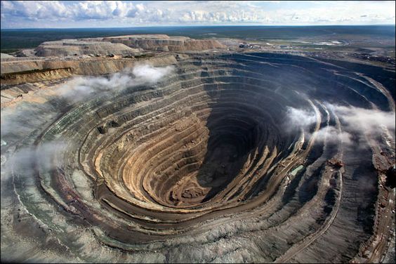 Top 10 Largest Diamond Mines Around the World