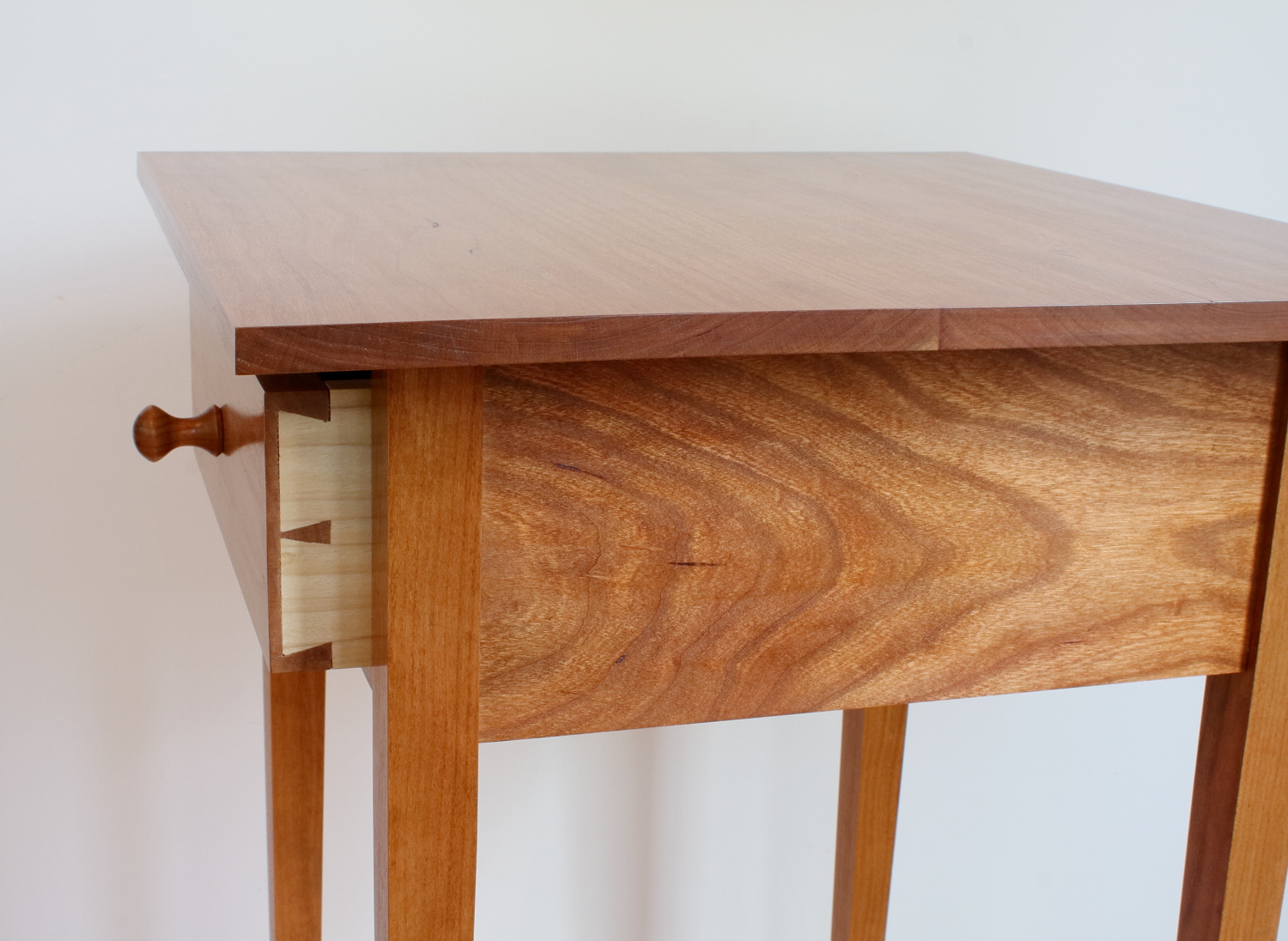 Free Shaker Style End Table Plans: Create Elegant, Classic Furniture