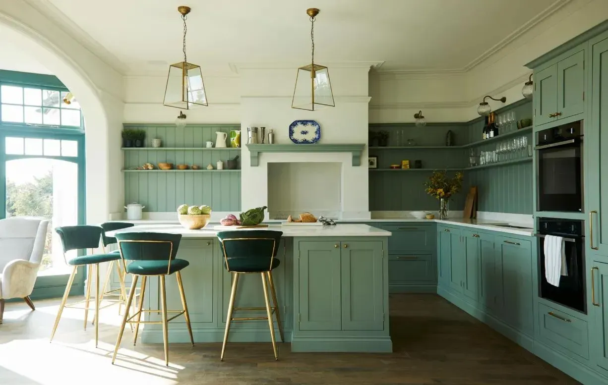 Enhance Your Kitchen with Shaker Style Table and Chairs - Minimalist and Durable