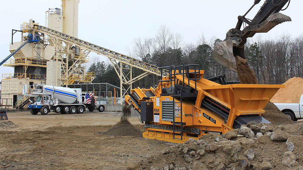 Versatile Gravel Machines: Rock, Concrete & Asphalt Crushing Experts