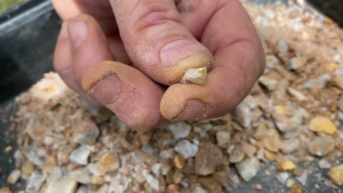 Crushing Quartz for Gold: Essential Tips for Efficient Extraction