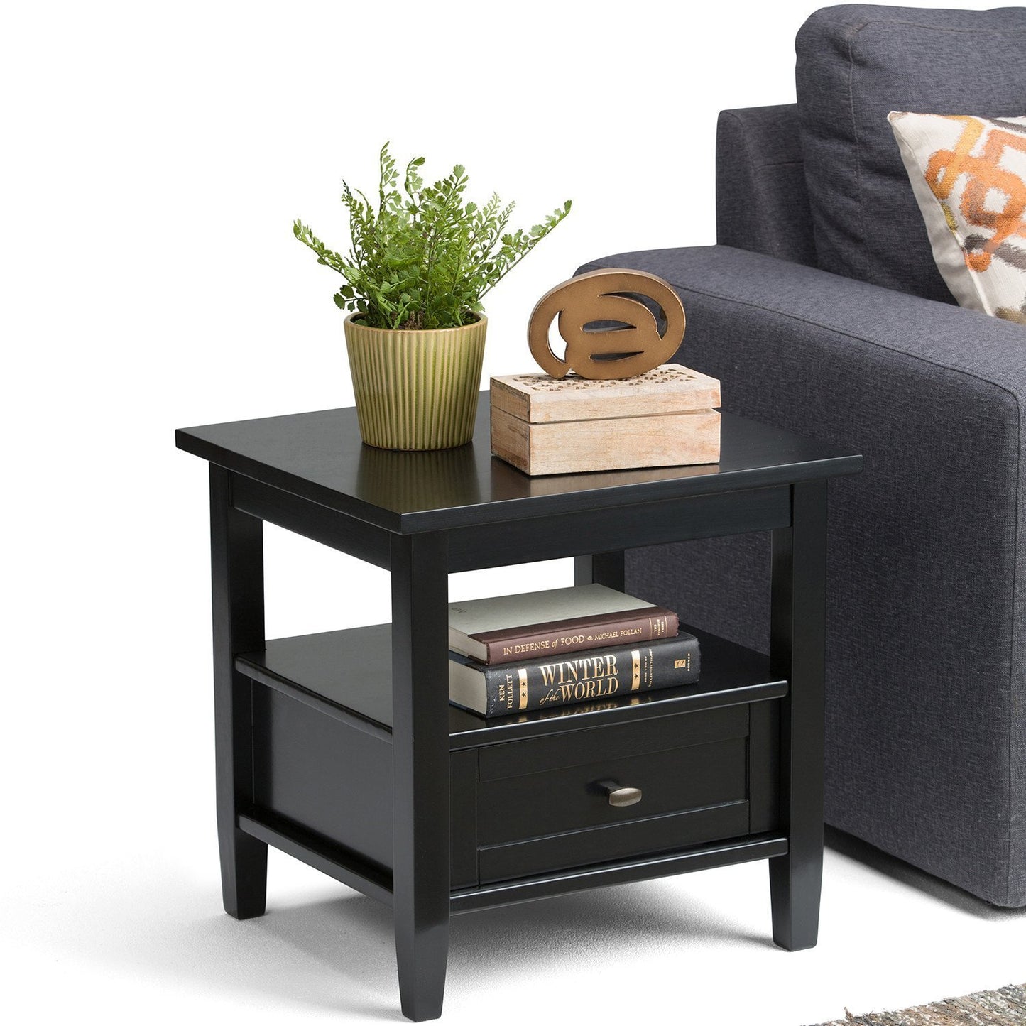 Simpli Home Warm Shaker End Table – Quality & Style for Your Living Space